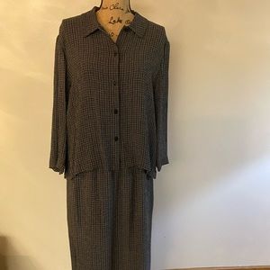 Eileen Fisher matching top and skirt
